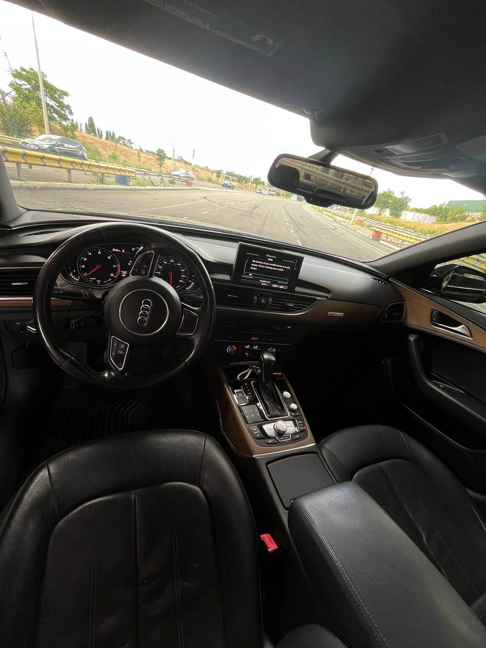 Audi A6 - фото 11