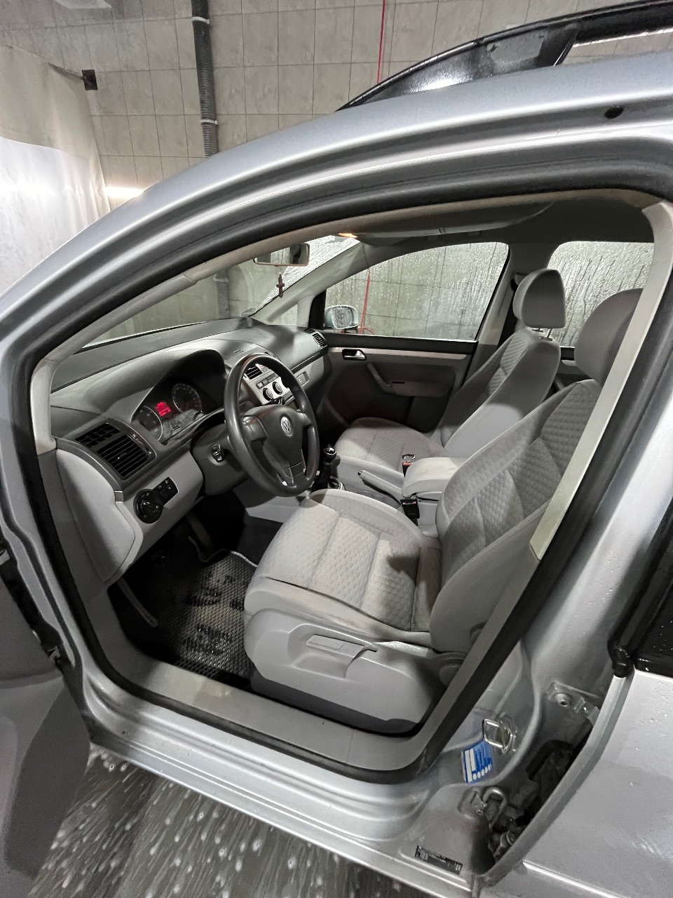 Volkswagen Touran - фото 15