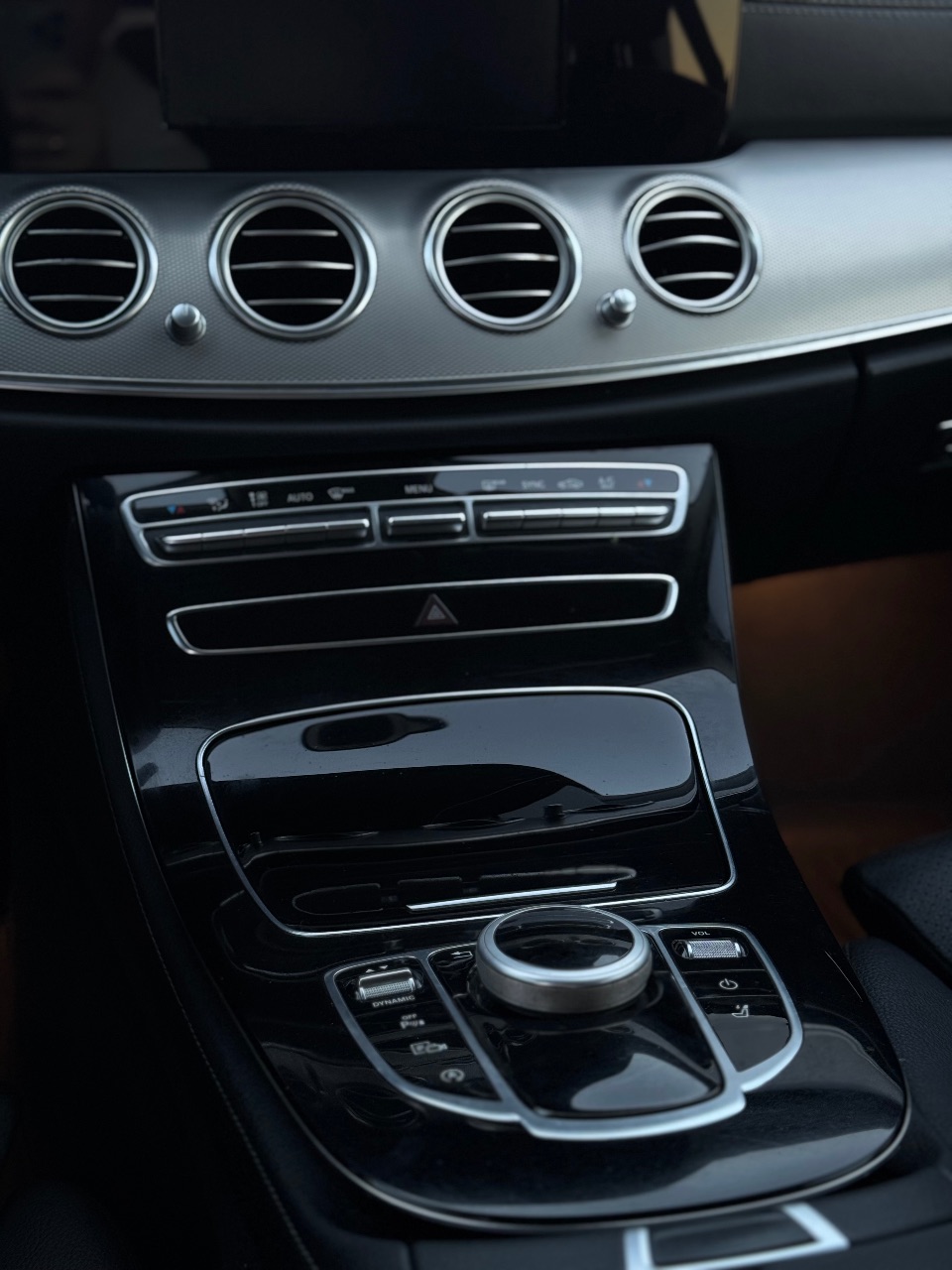 Mercedes-Benz E-Класс - фото 9