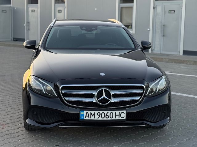 Mercedes-Benz E-Класс - зображення 2