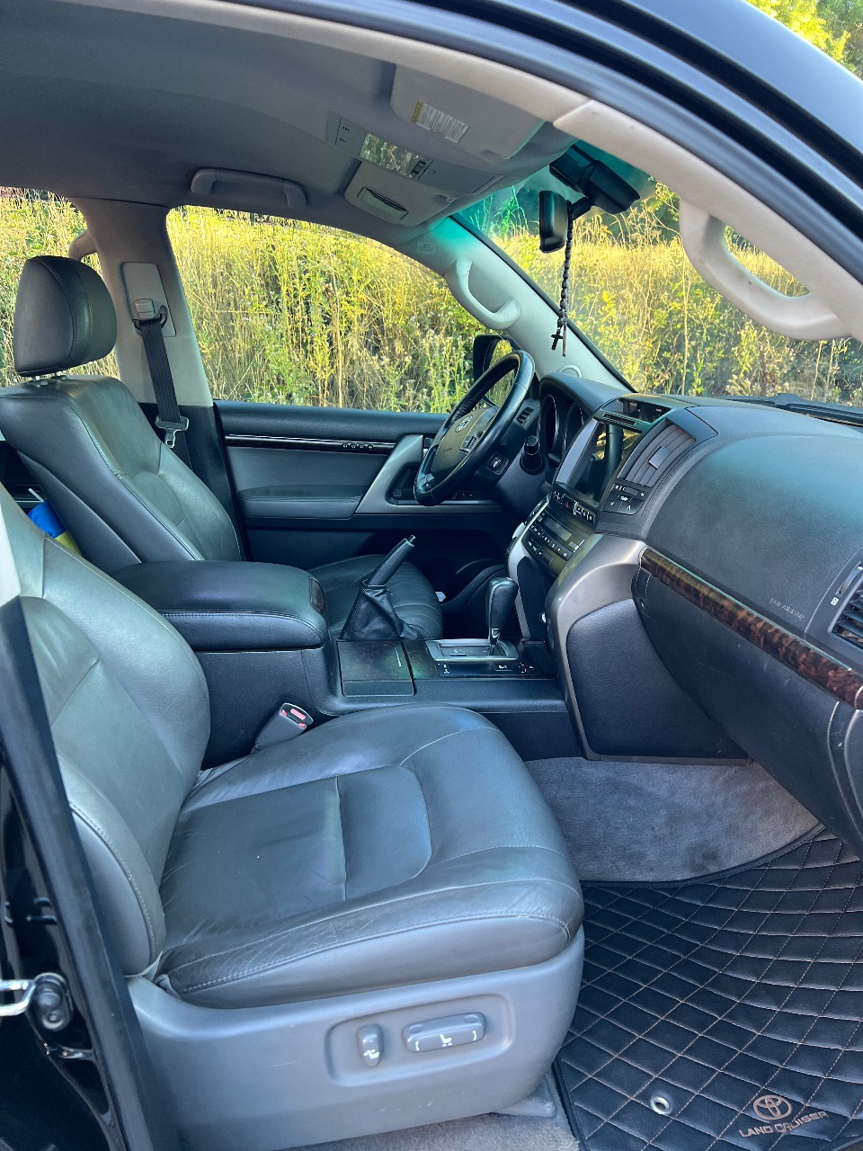 Toyota Land Cruiser - фото 5