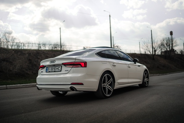 Audi A5 - фото 8