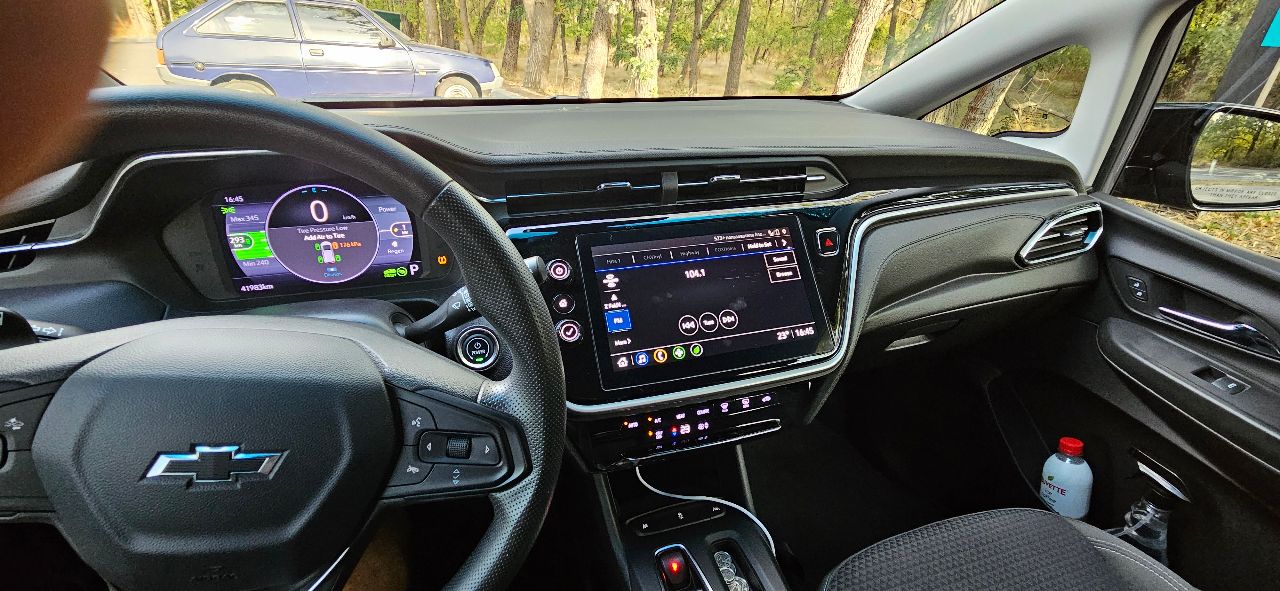 Chevrolet Bolt - фото 9