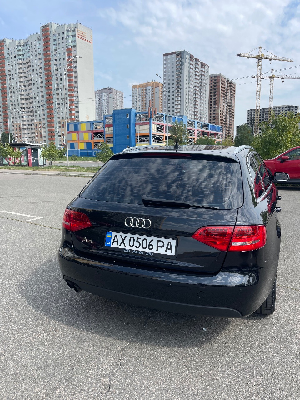 Audi A4 - фото 7