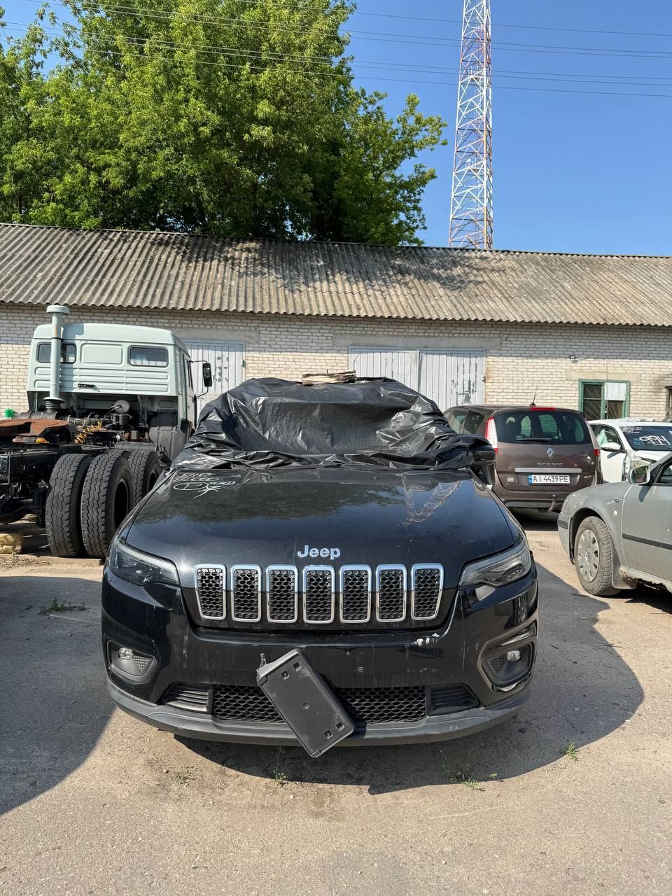 Jeep Cherokee - фото 10