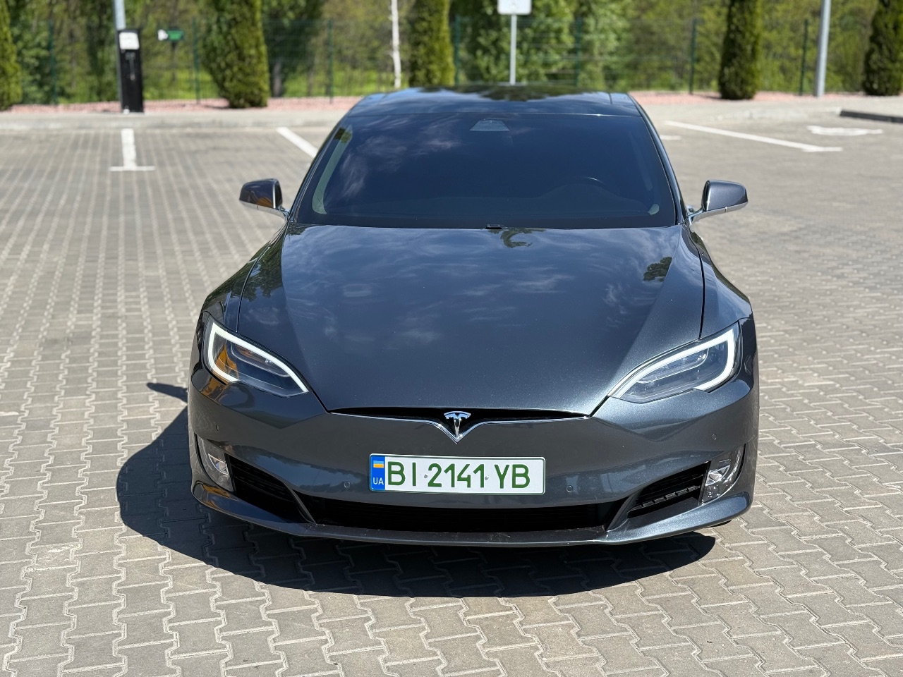 Tesla Model S - фото 3