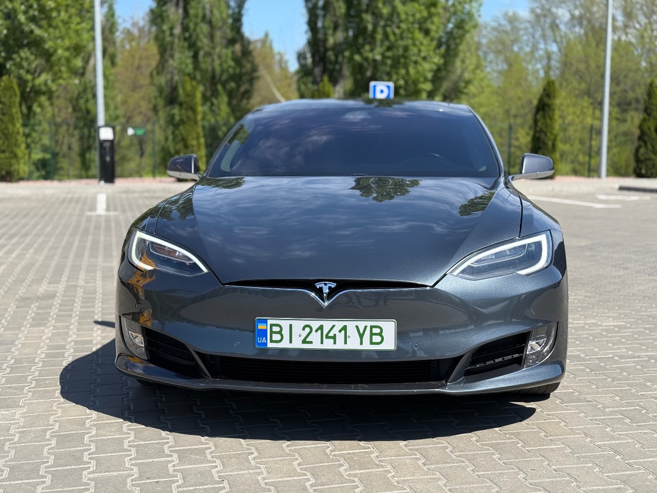 Tesla Model S - фото 2