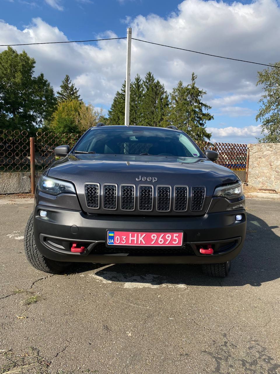Jeep Cherokee - фото 1
