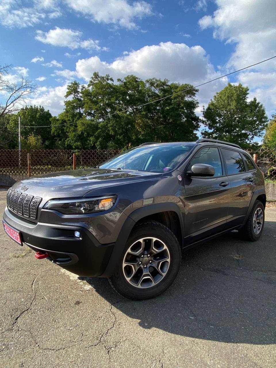Jeep Cherokee - фото 3
