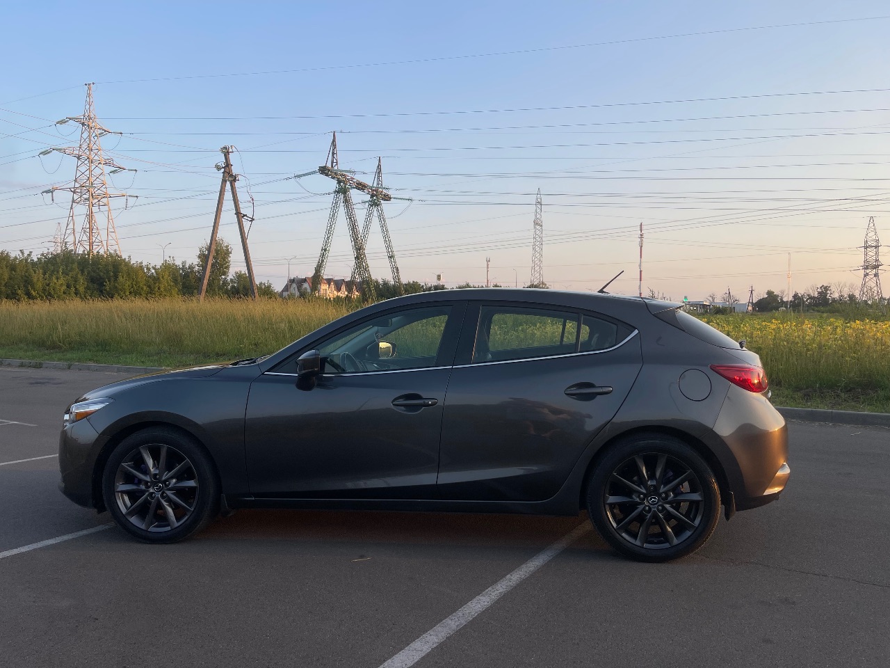 Mazda 3 - фото 6