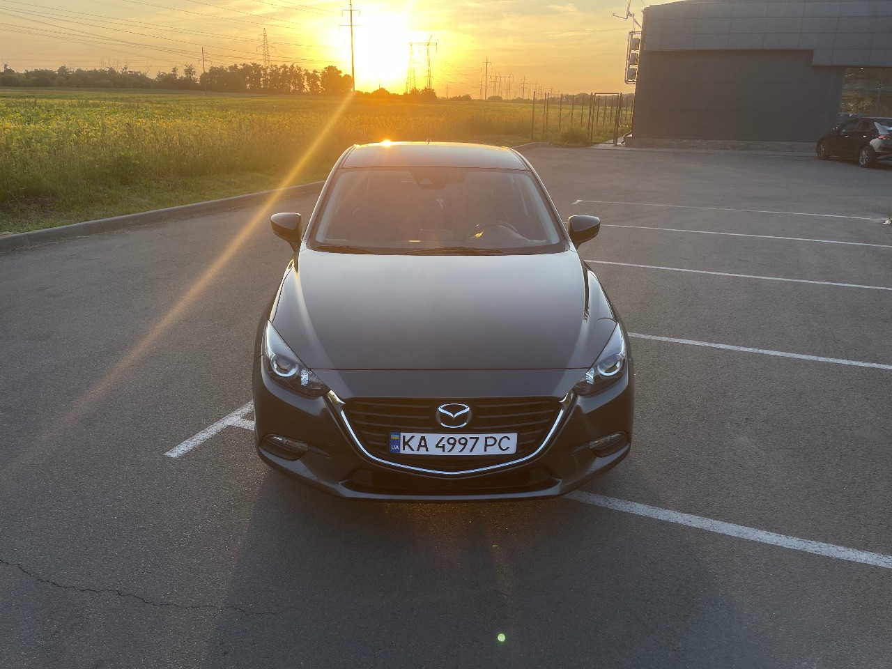 Mazda 3 - фото 1