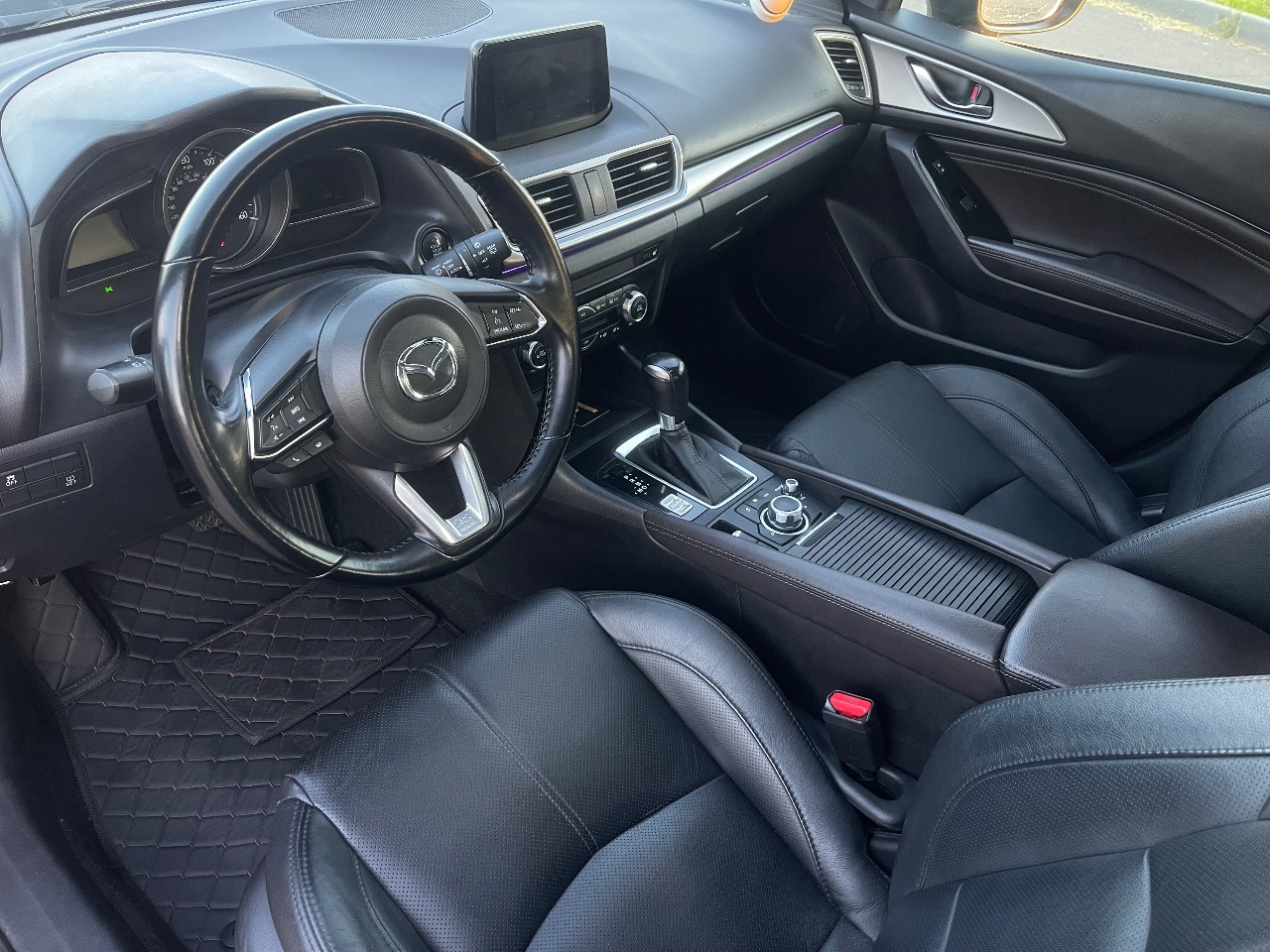 Mazda 3 - фото 10