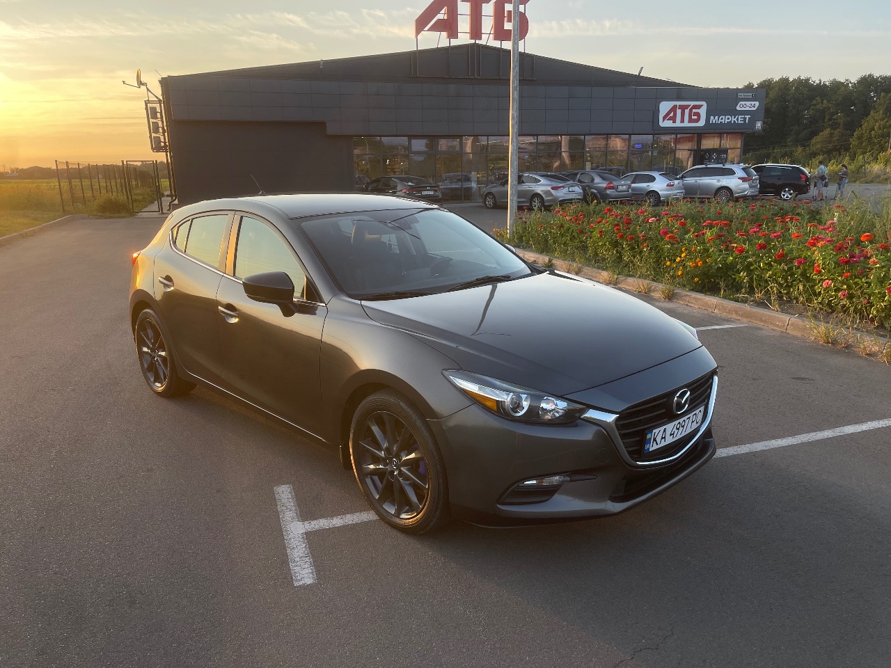 Mazda 3 - фото 3