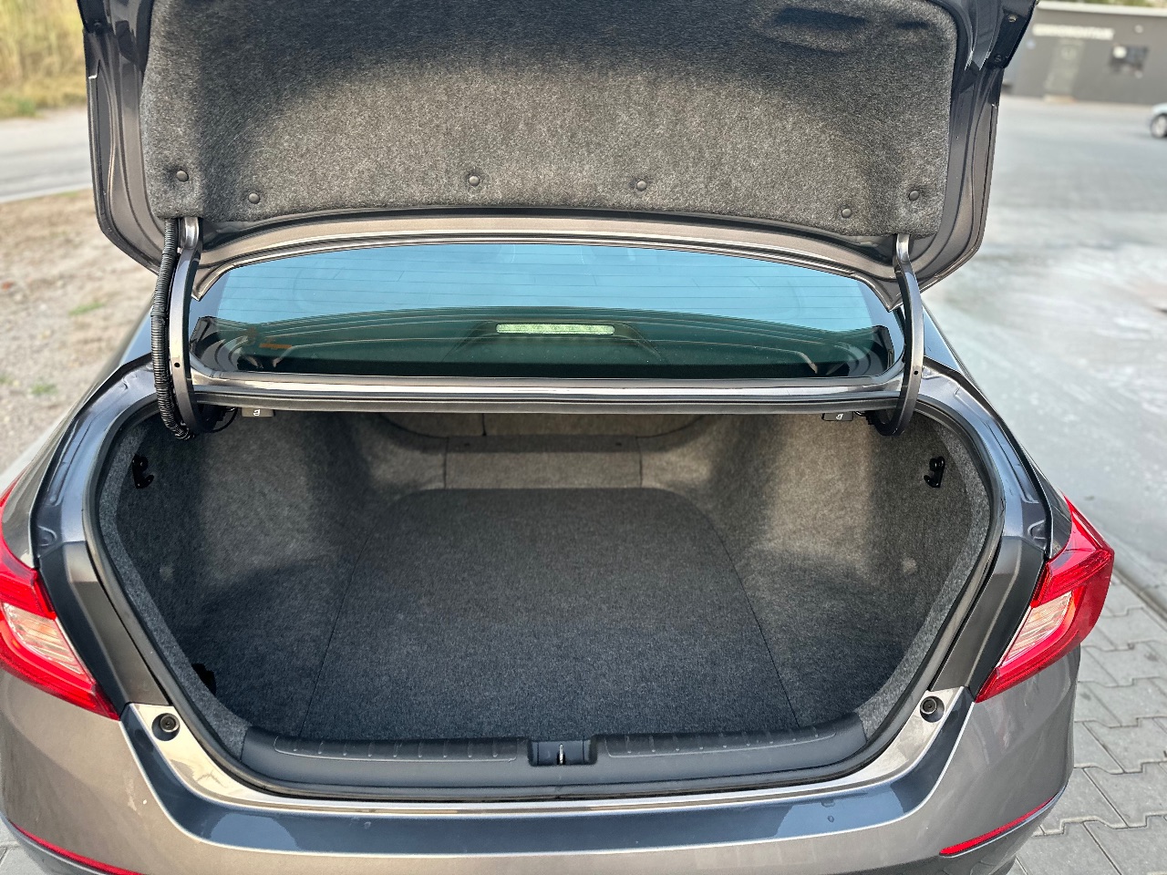 Honda Accord - фото 16