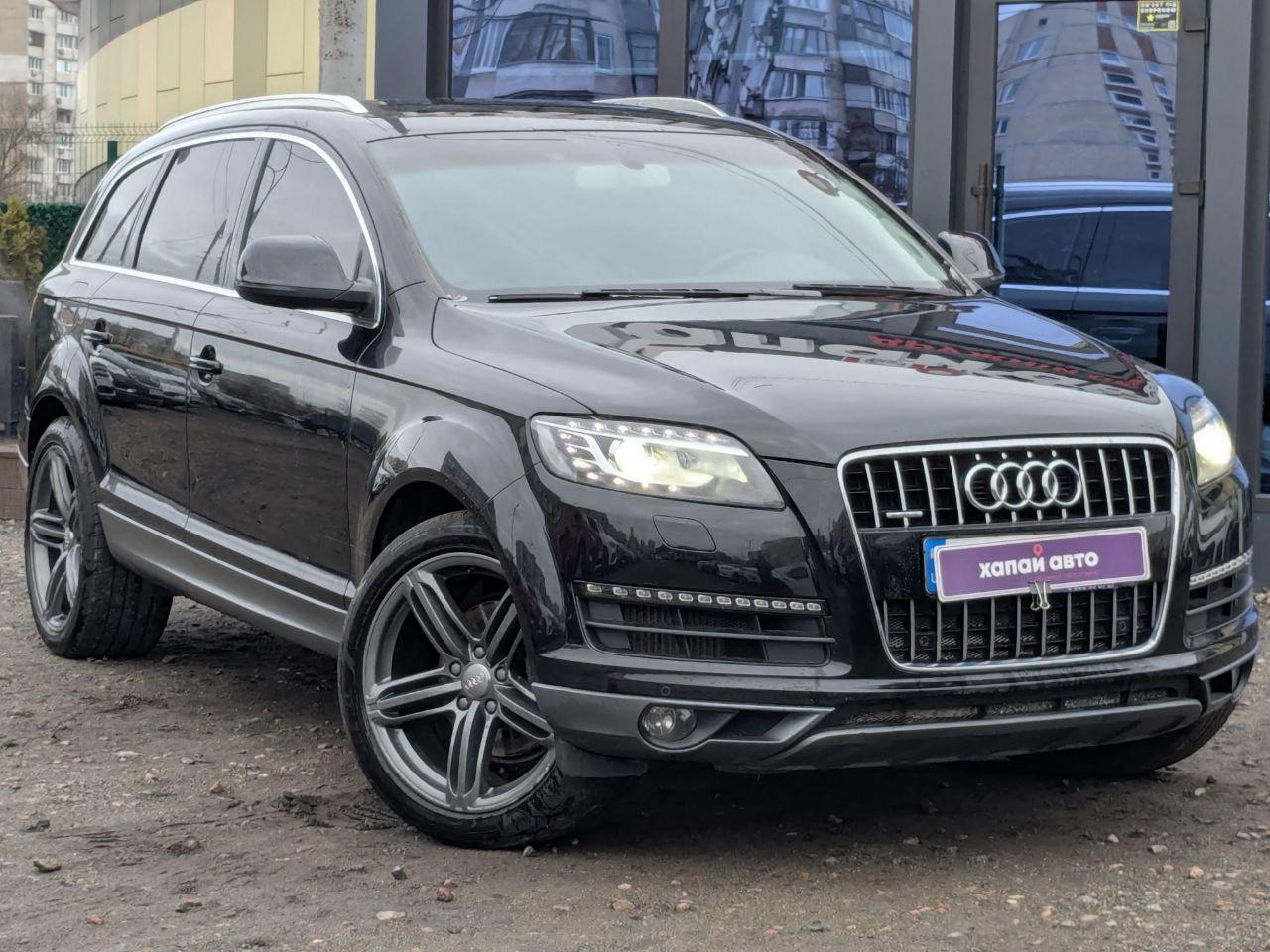 Audi Q7 - фото 18