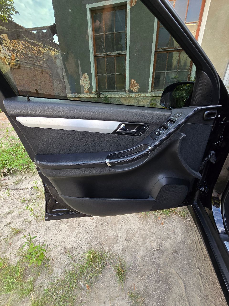 Mercedes-Benz R-Класс - фото 14