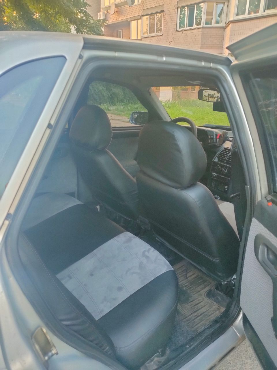 Lada (ВАЗ) 2110 - фото 17