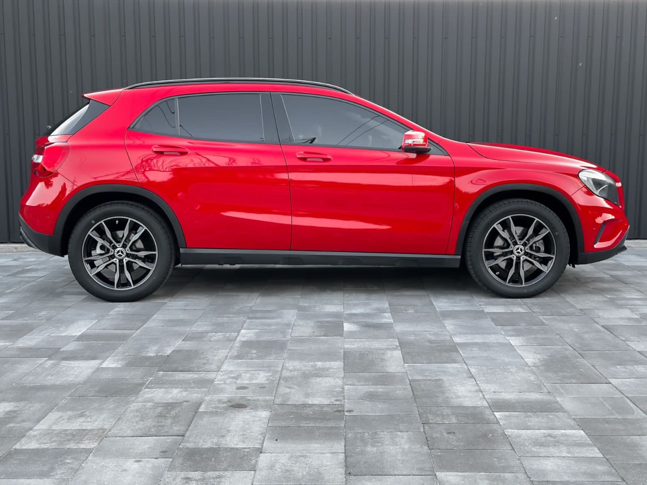 Mercedes-Benz GLA - фото 11