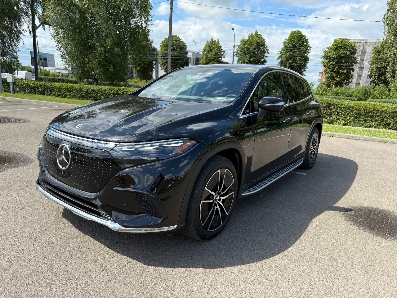 Mercedes-Benz EQS SUV - фото 4