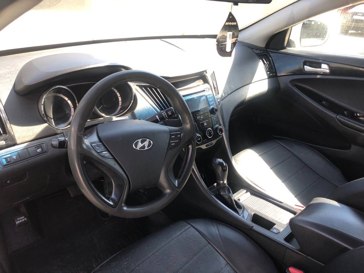 Hyundai Sonata - фото 1