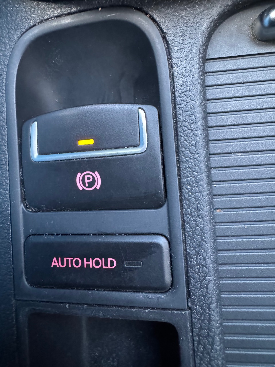 Volkswagen Tiguan - фото 15