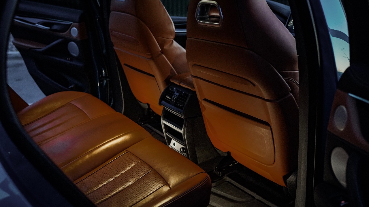 BMW X6 M - фото 17