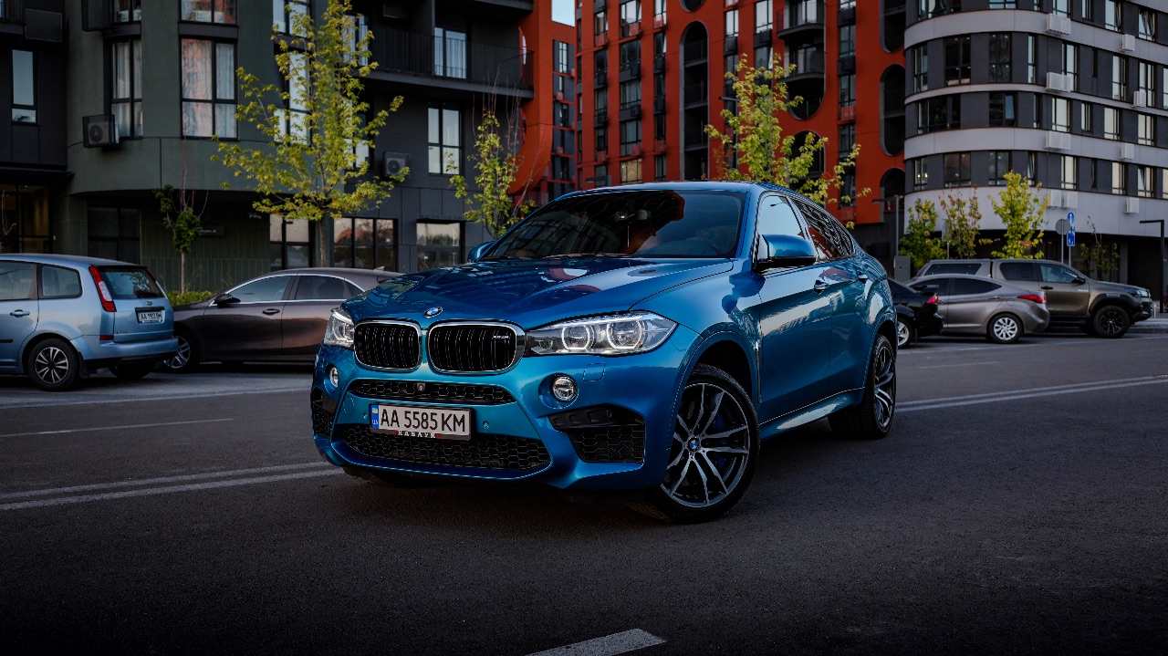 BMW X6 M - фото 1