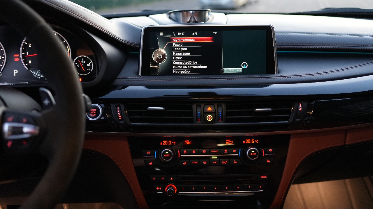 BMW X6 M - фото 11