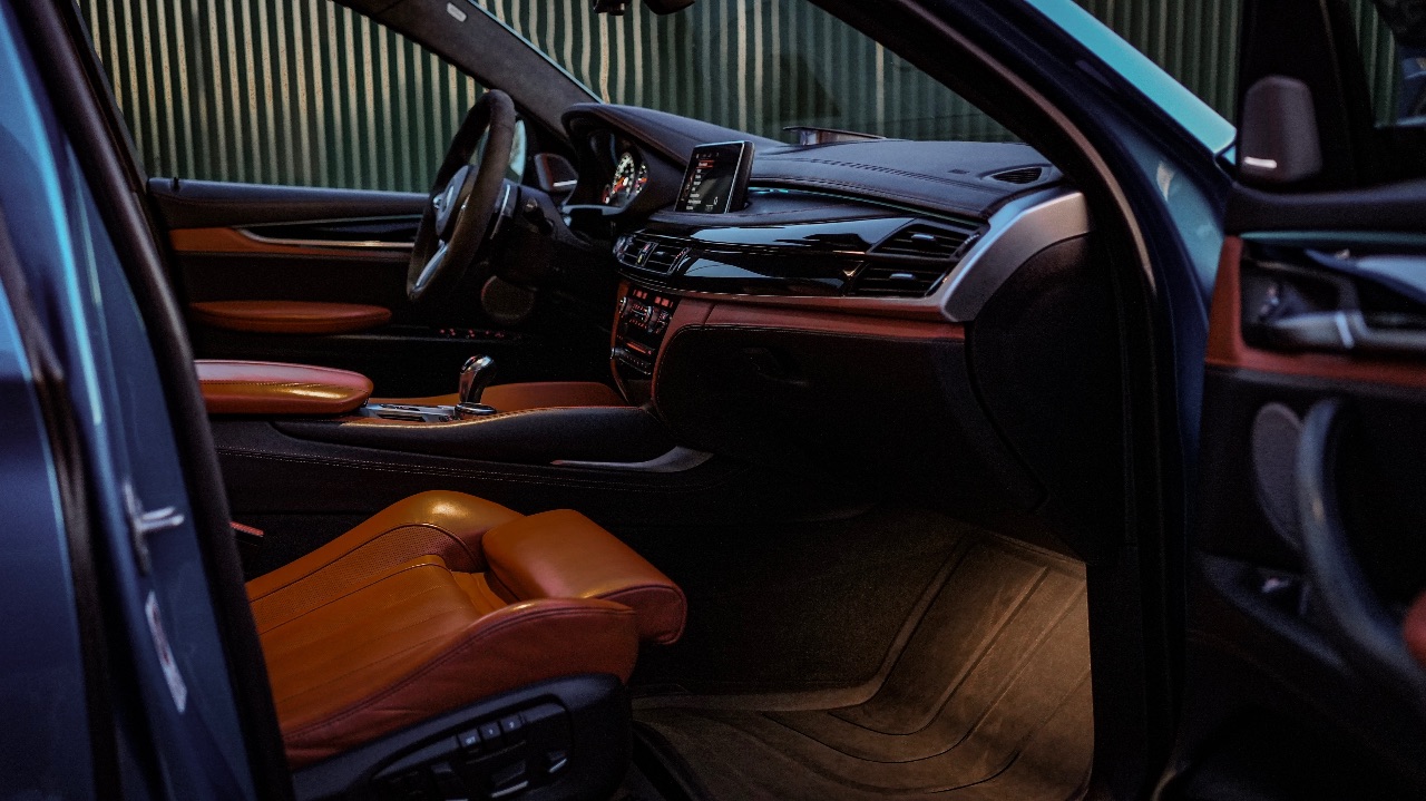 BMW X6 M - фото 16