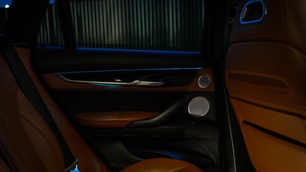 BMW X6 M - фото 18