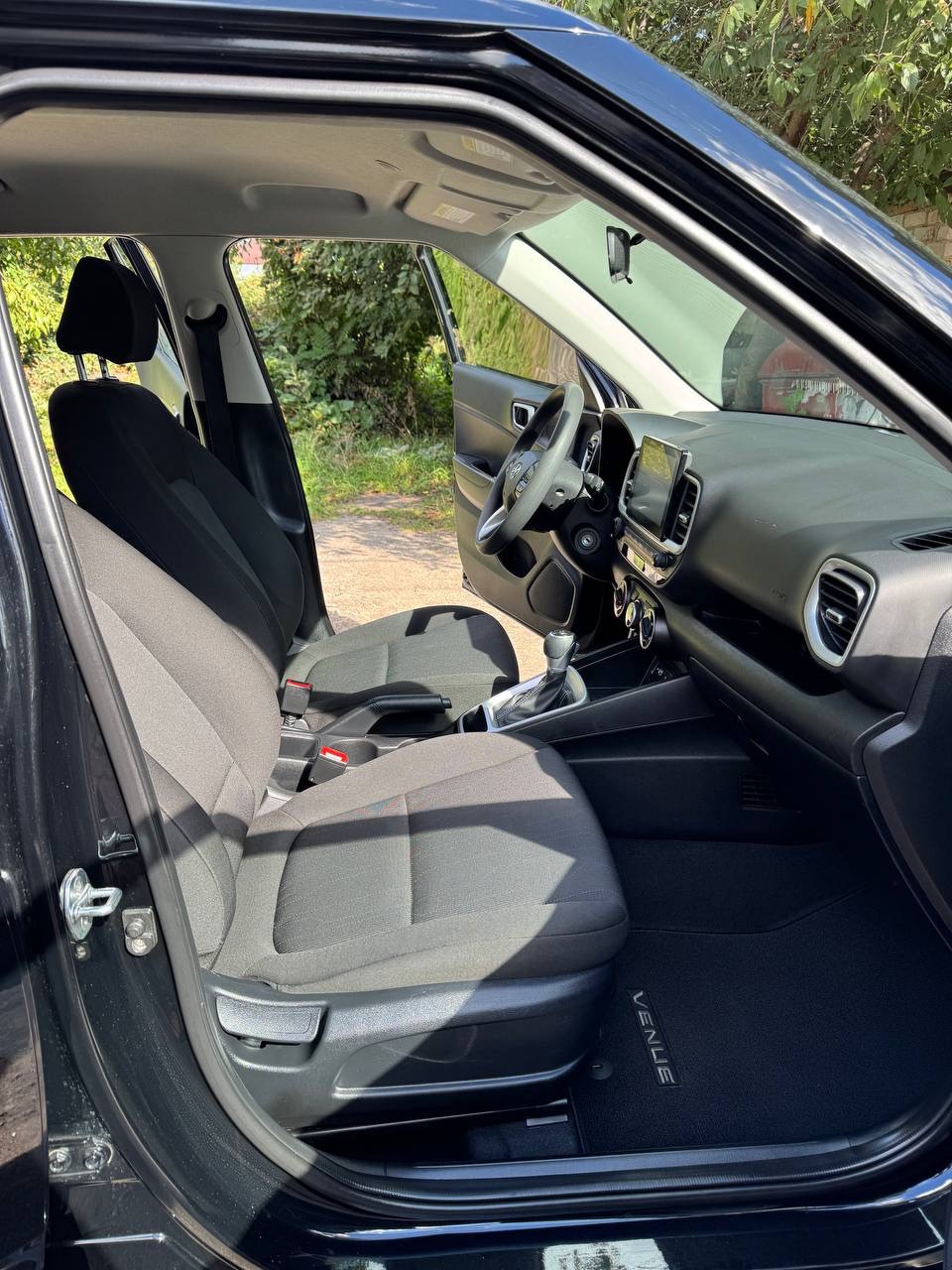 Hyundai Venue - фото 25