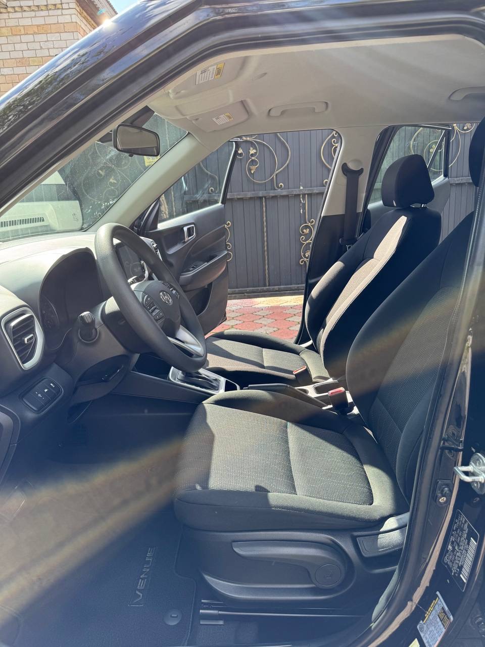 Hyundai Venue - фото 39