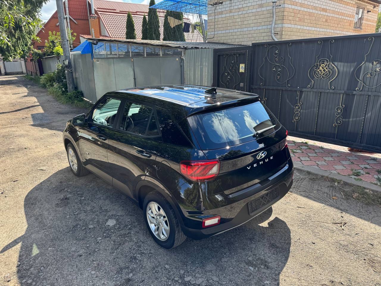 Hyundai Venue - фото 13