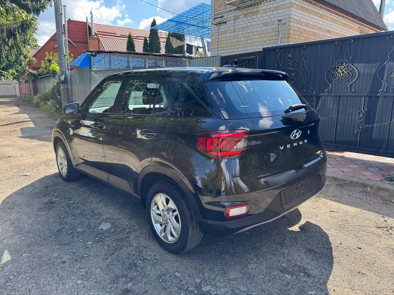 Hyundai Venue - фото 4