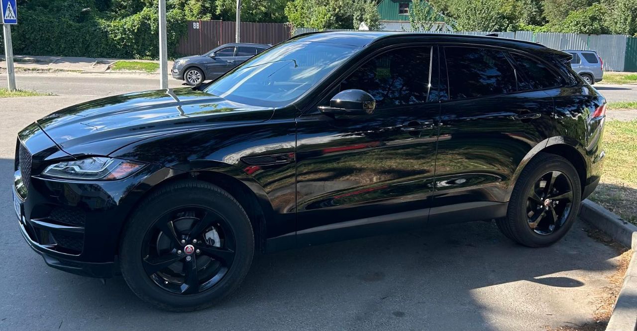 Jaguar F-Pace - фото 2