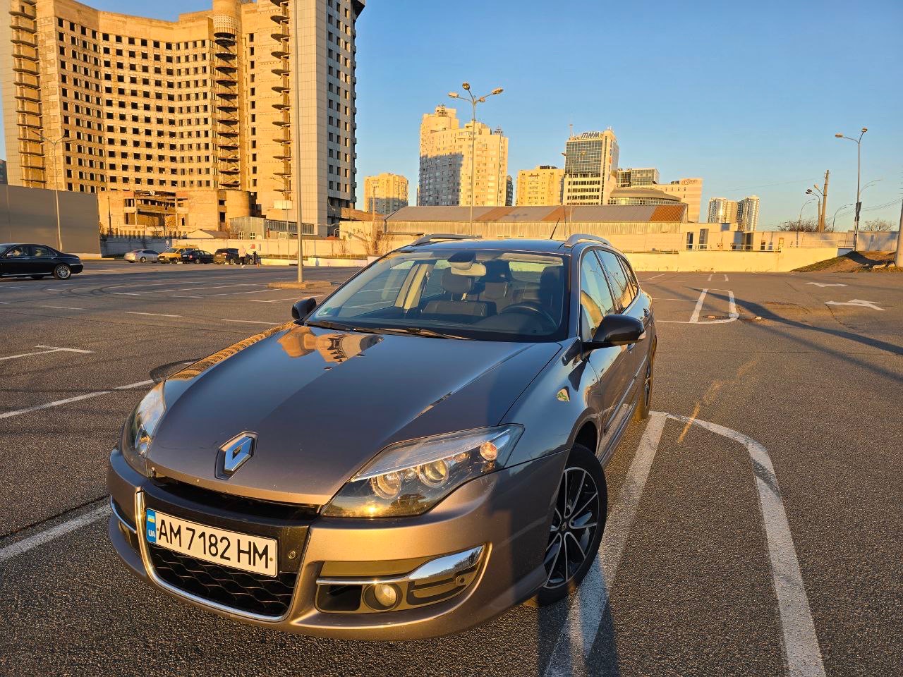 Renault Laguna - фото 3