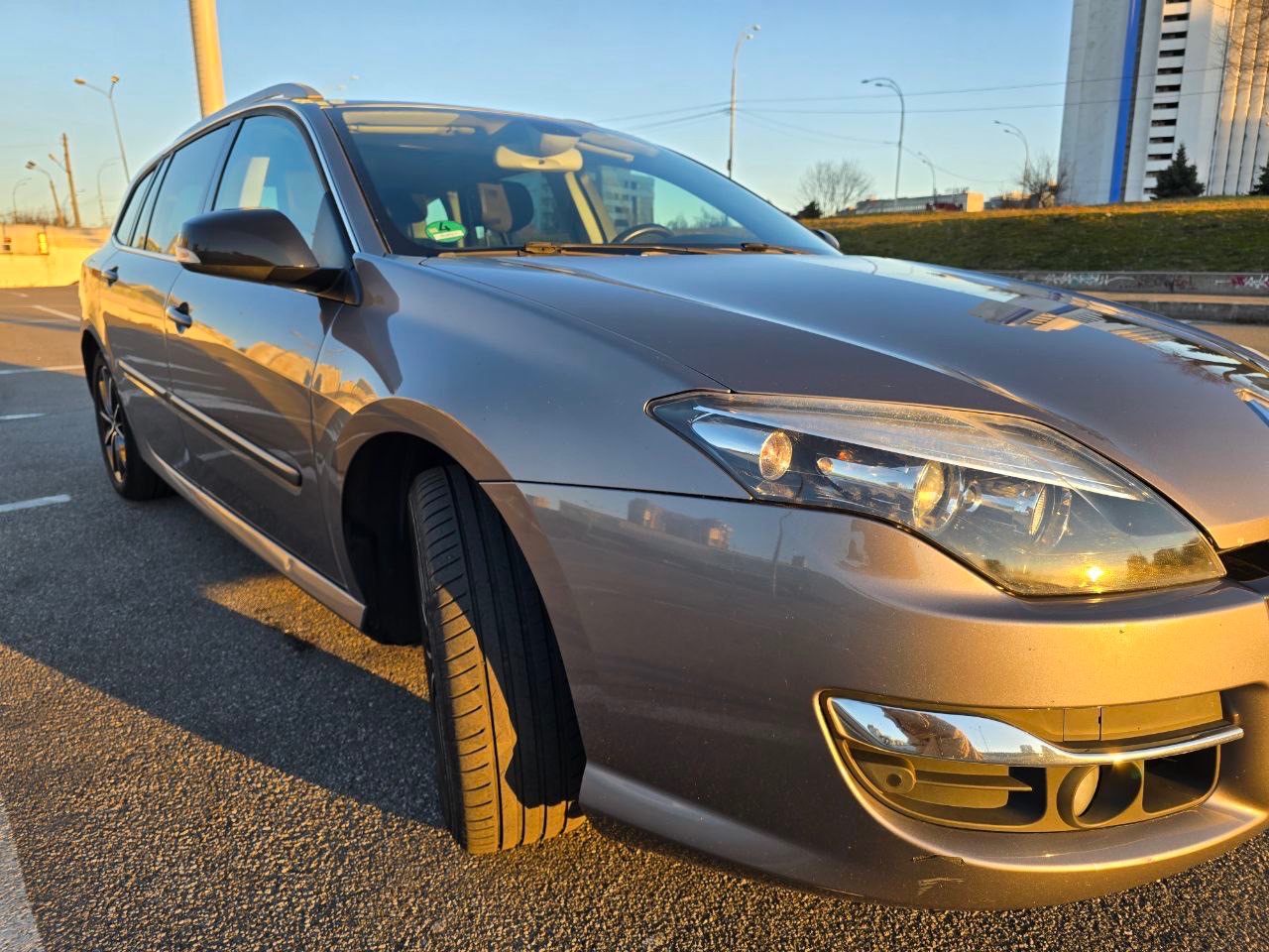 Renault Laguna - фото 5
