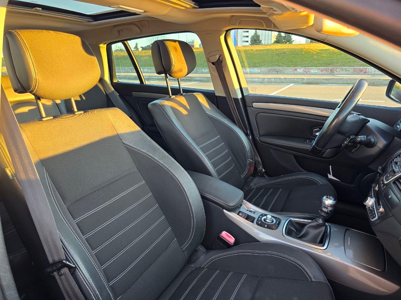 Renault Laguna - фото 17