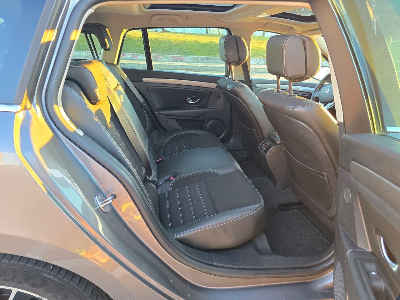 Renault Laguna - фото 15