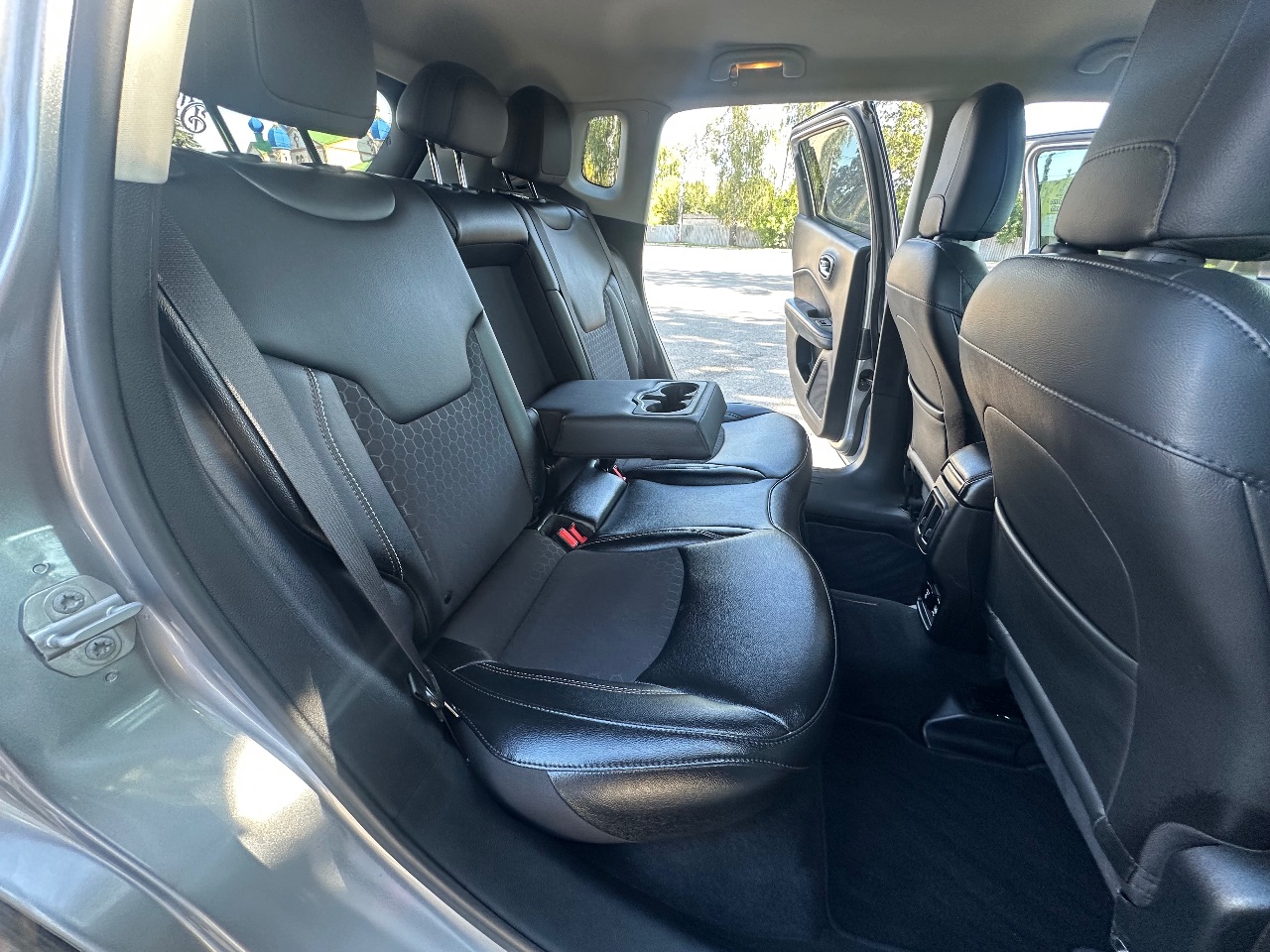 Jeep Compass - фото 26