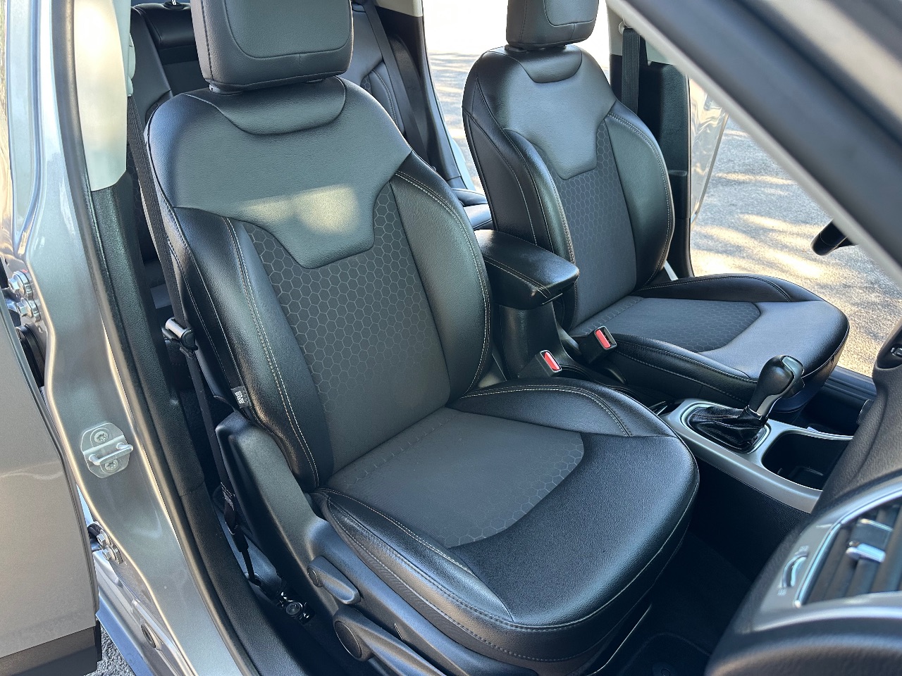 Jeep Compass - фото 28