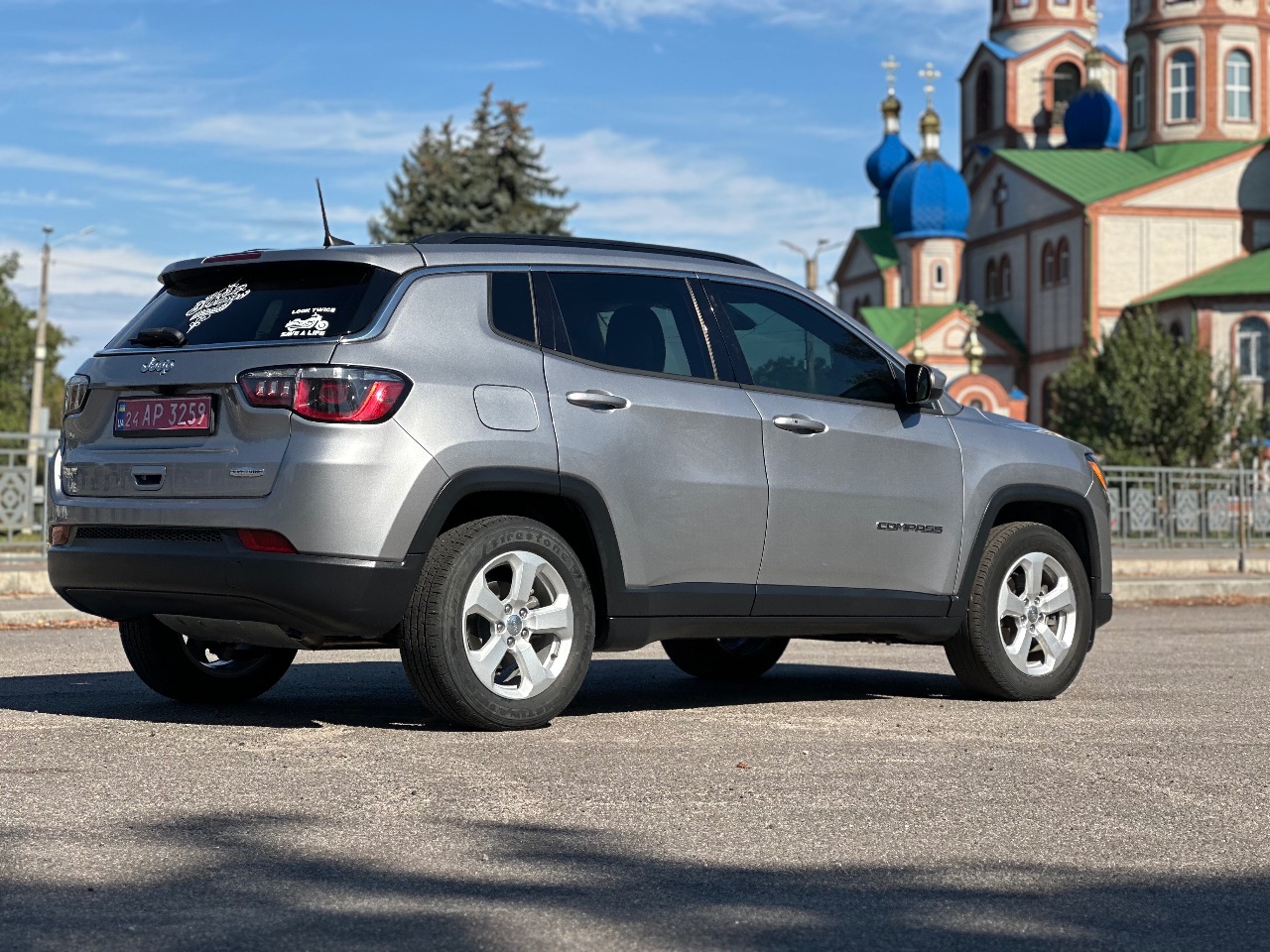 Jeep Compass - фото 21