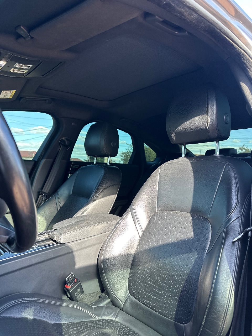 Jaguar XF - фото 11