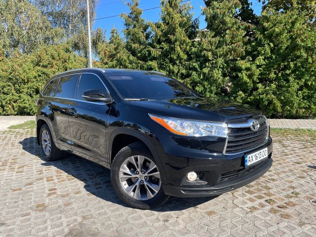 Toyota Highlander - зображення 1