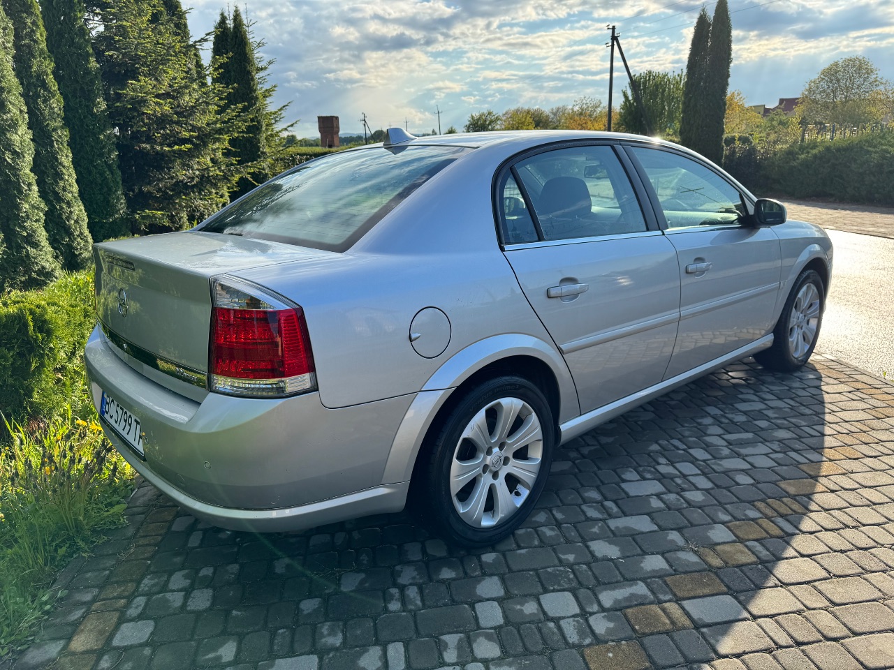 Opel Vectra - фото 17