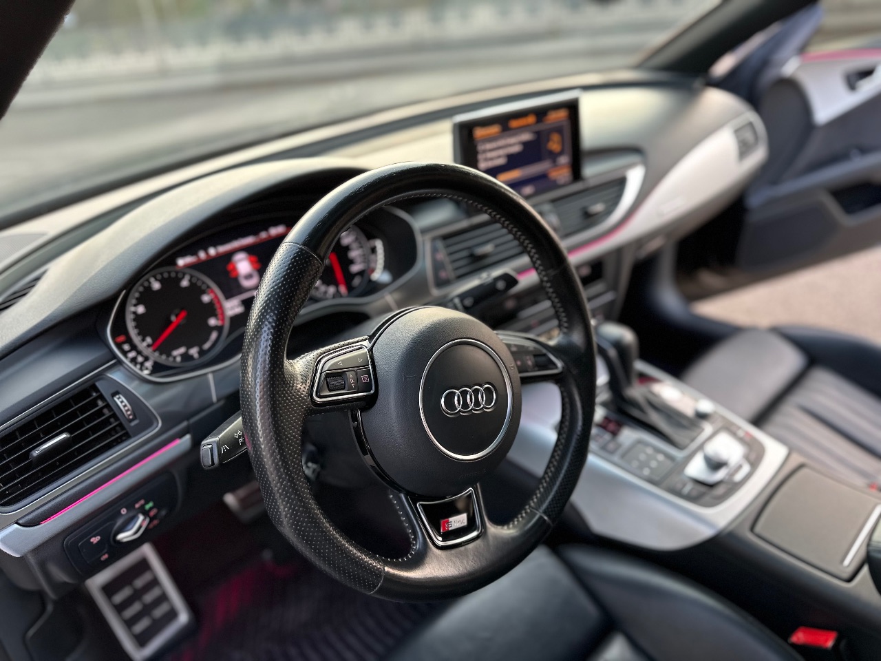 Audi A7 - фото 17