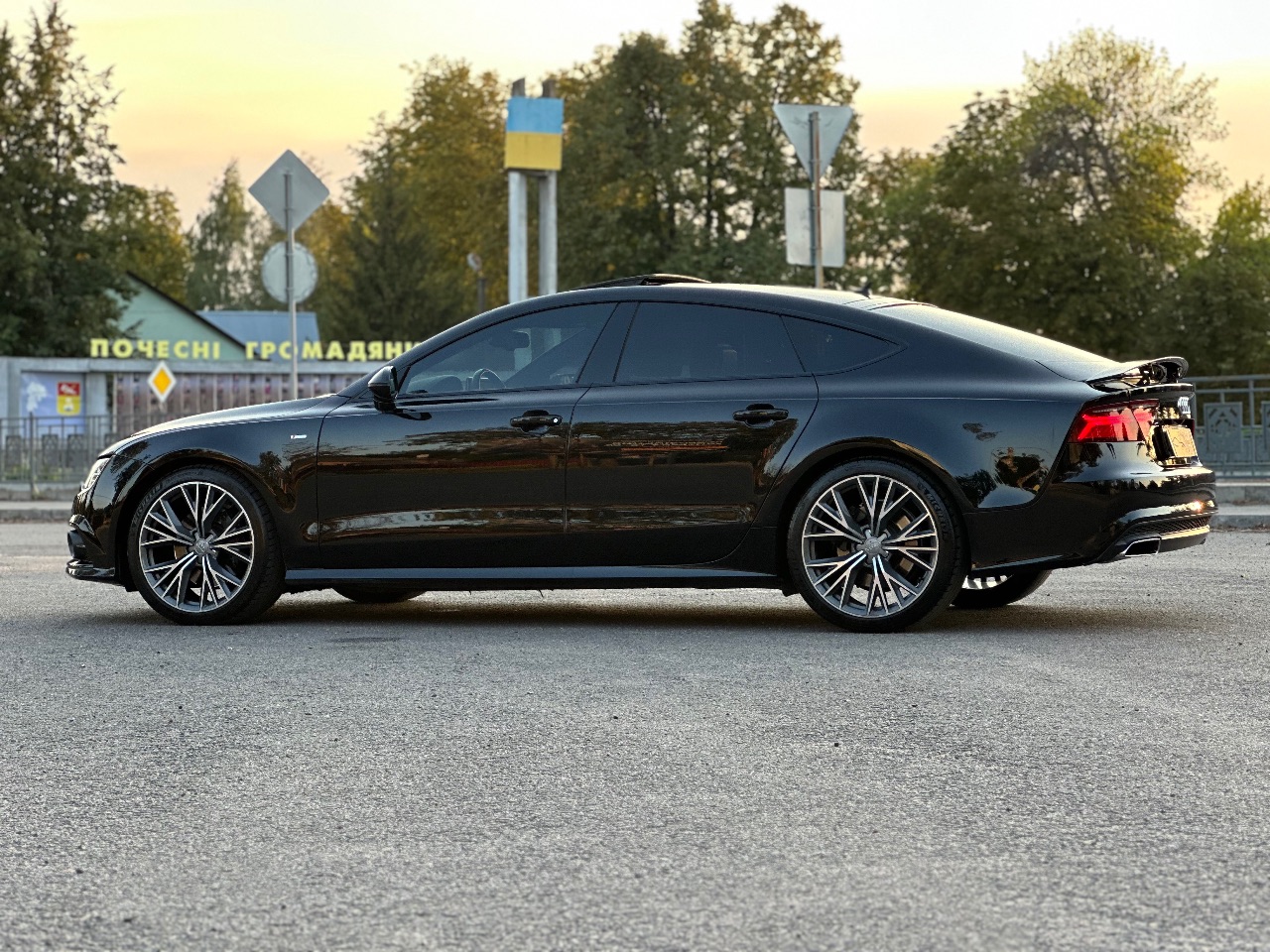 Audi A7 - фото 9