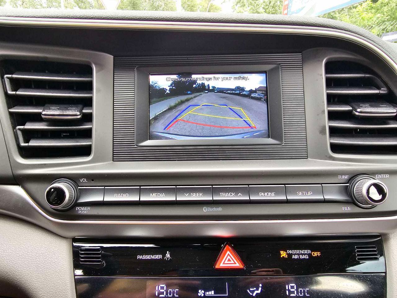 Hyundai Elantra - фото 14