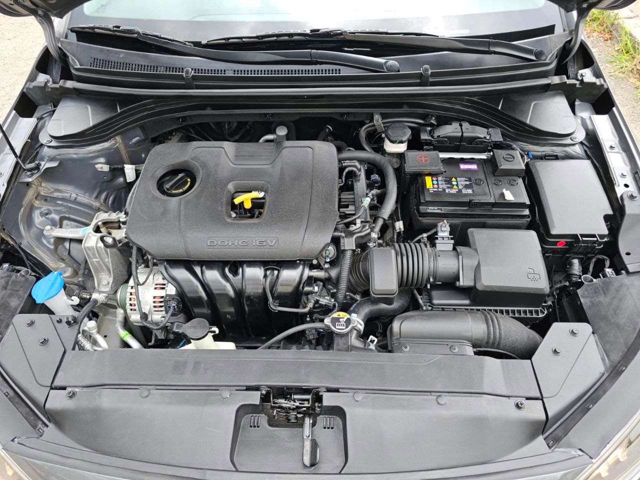 Hyundai Elantra - фото 19