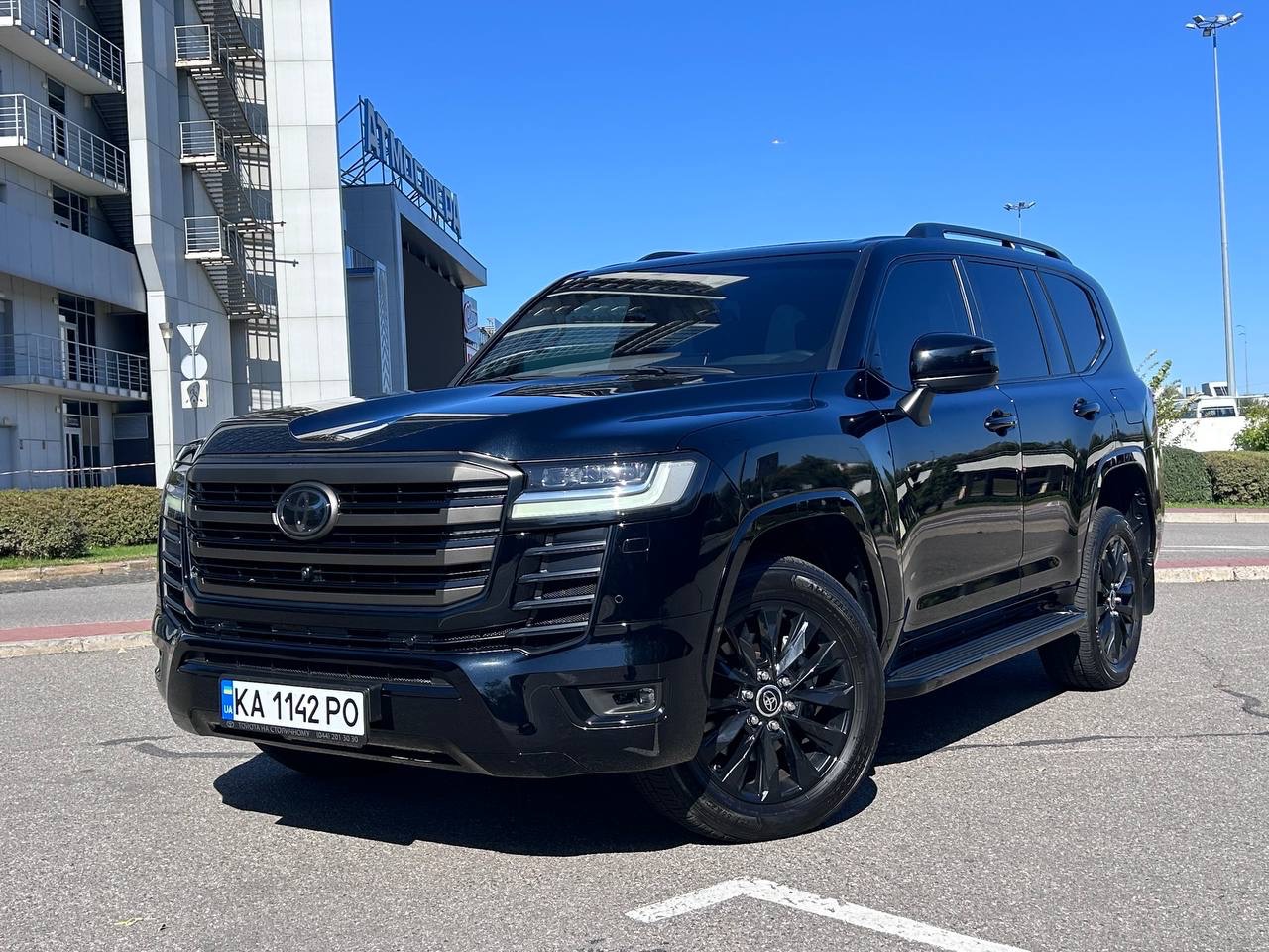 Toyota Land Cruiser - фото 1